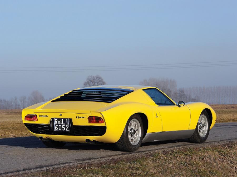  Lamborghini Miura P400 1966 года  (фото 13 из 16)